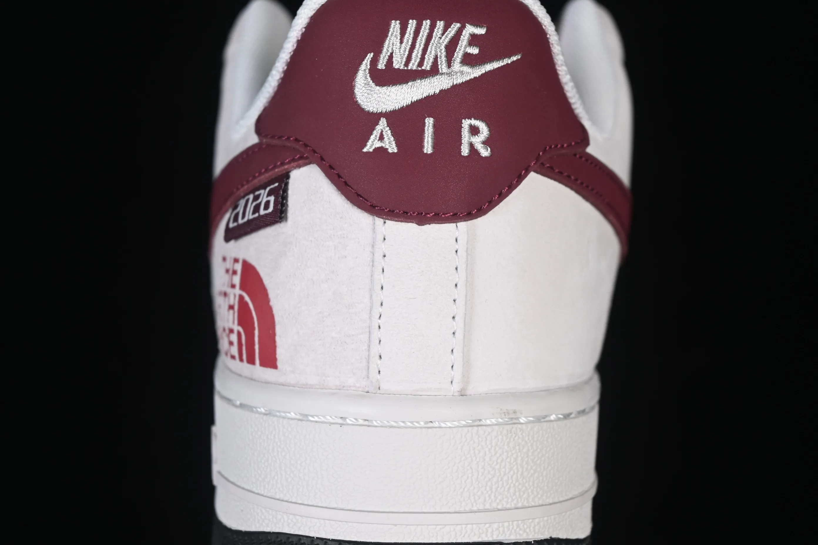 All categories Nk Air Force 1 Air Force series Nk Air Force 1 Low Air Force low-top Nike Air Force 1'07 Low red and white contrast Air Force 1 low-top casual sneakers JP2026-138
